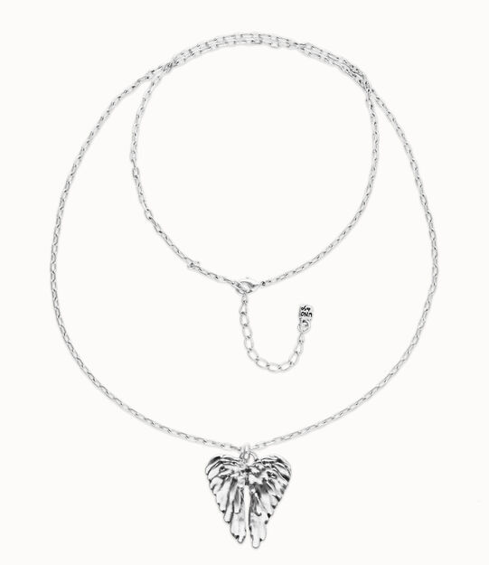 Long necklace with wing detail