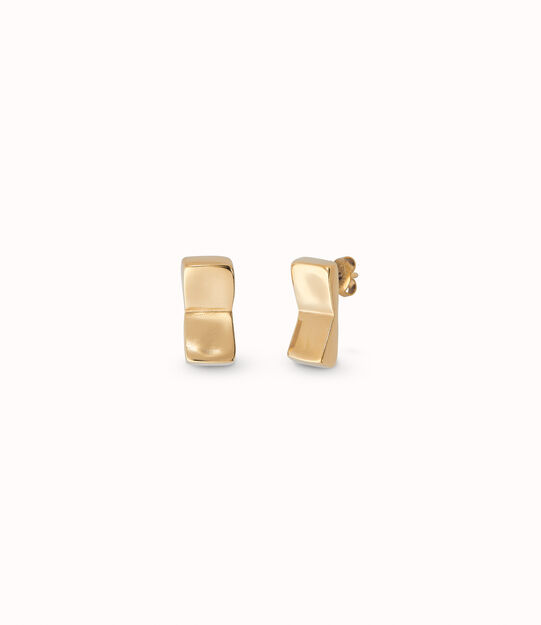 Rectangular-shaped stud earrings