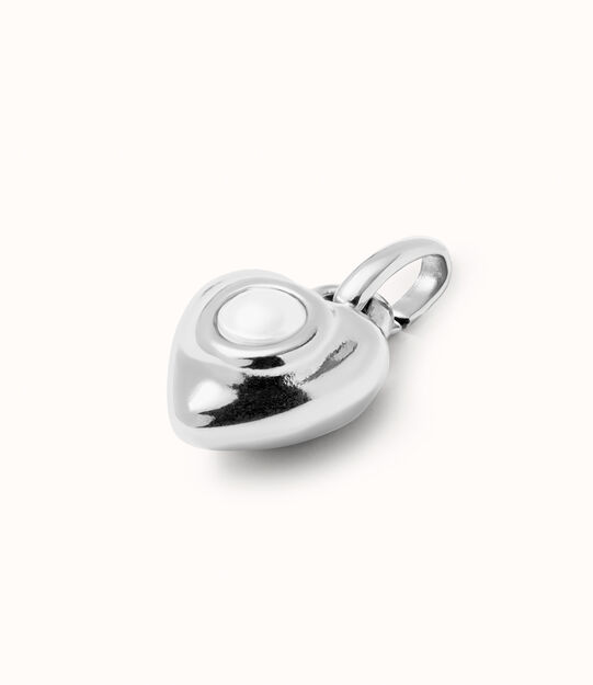 Charm with pearl
