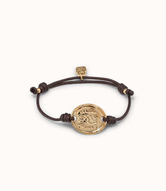 Leather bracelet with plate
