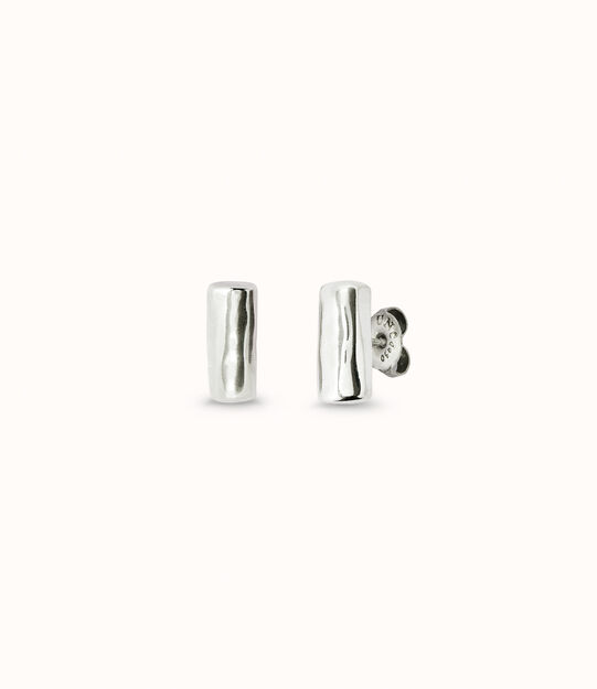 Tubular shape stud earrings