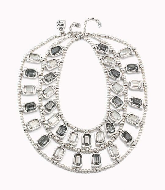 Short necklace with crystals
