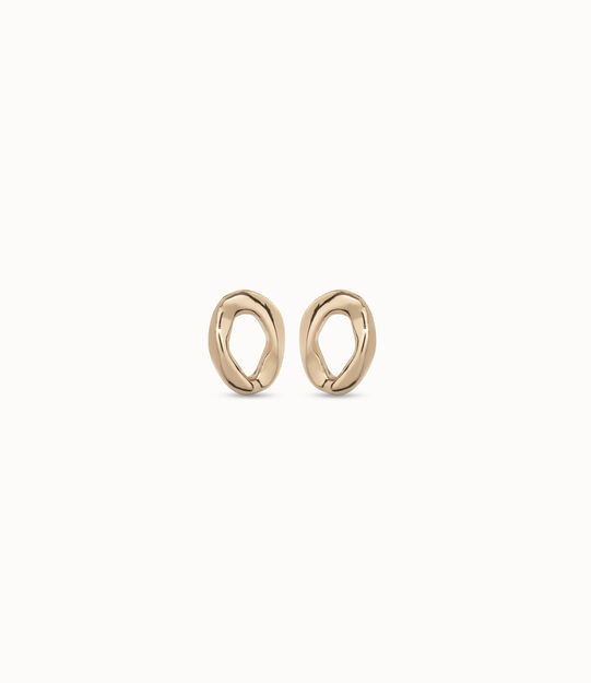 Oval link shape stud earrings