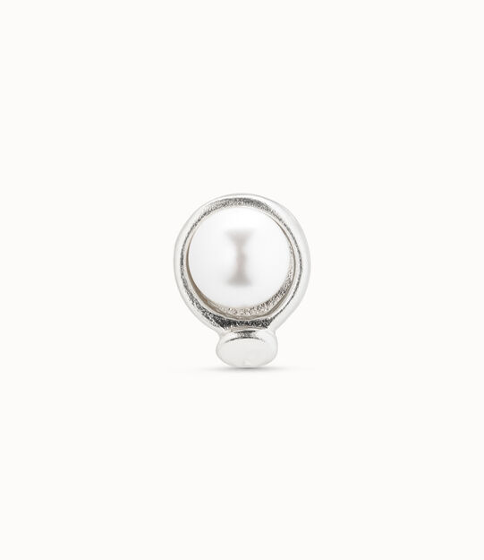 Single Stud Earring With Pearl