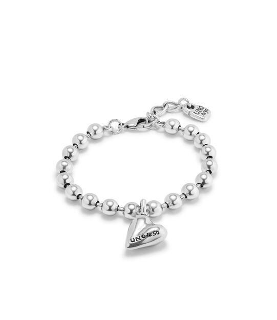 Beaded bracelet with a heart charm