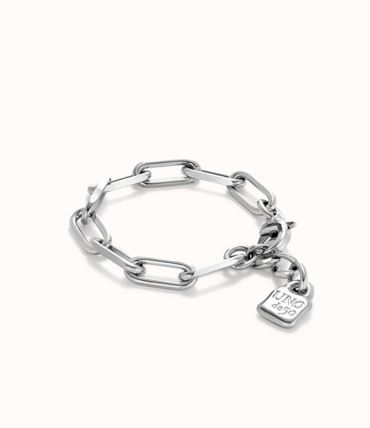 Paper clip link bracelet with padlock