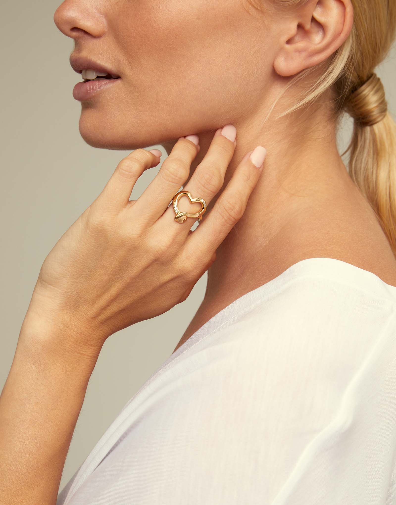 Heart shape ring, Golden, large thumbnail