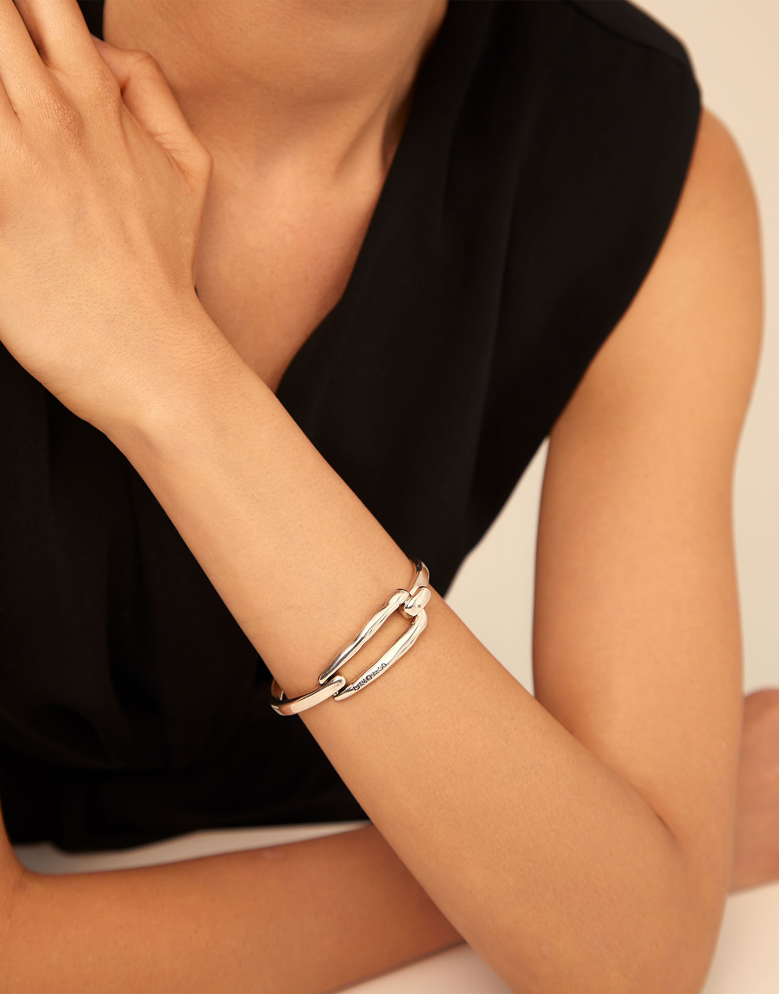 Bangle bracelet with buckle, Silver, large thumbnail