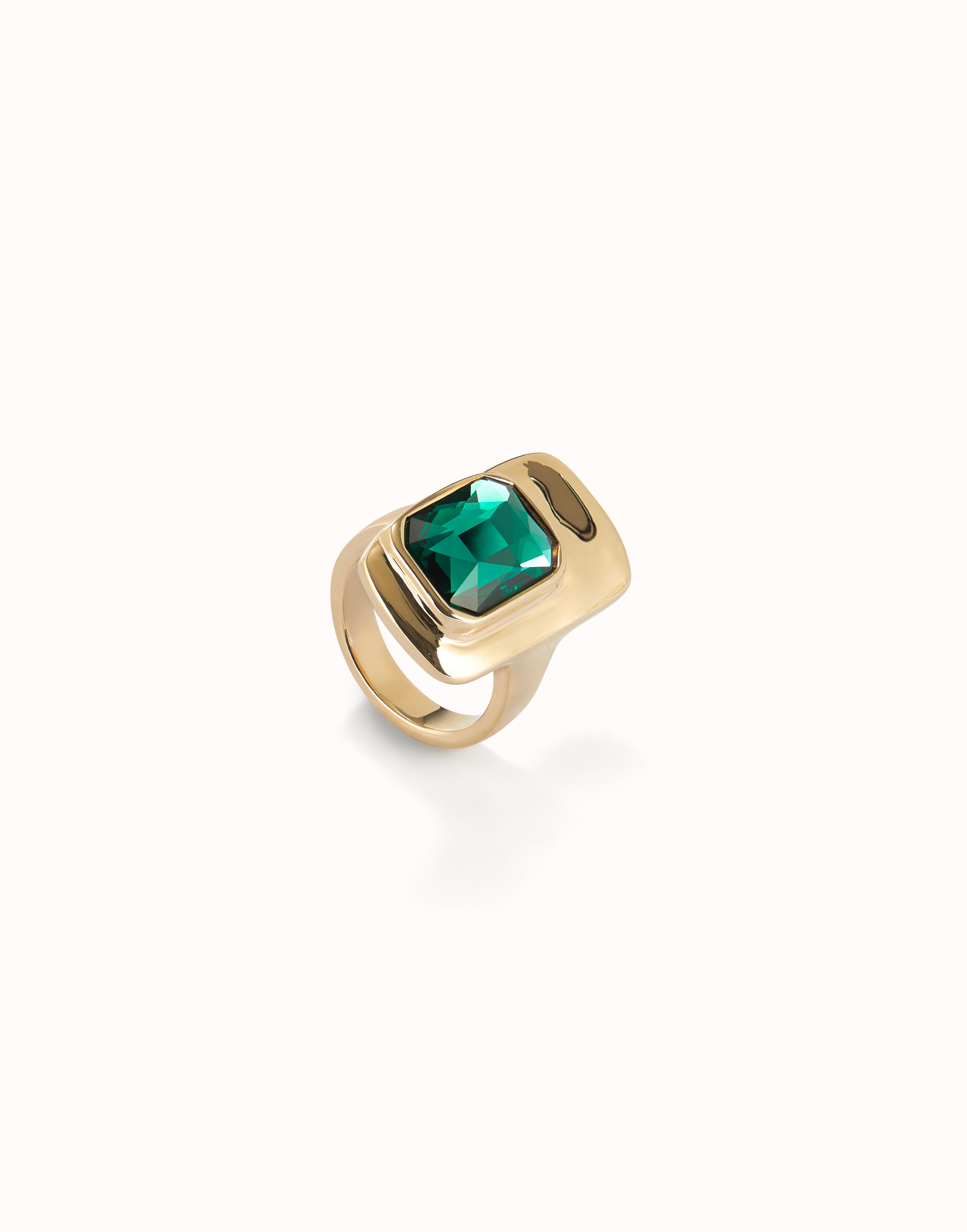 Ring with green crystal, Golden, large thumbnail
