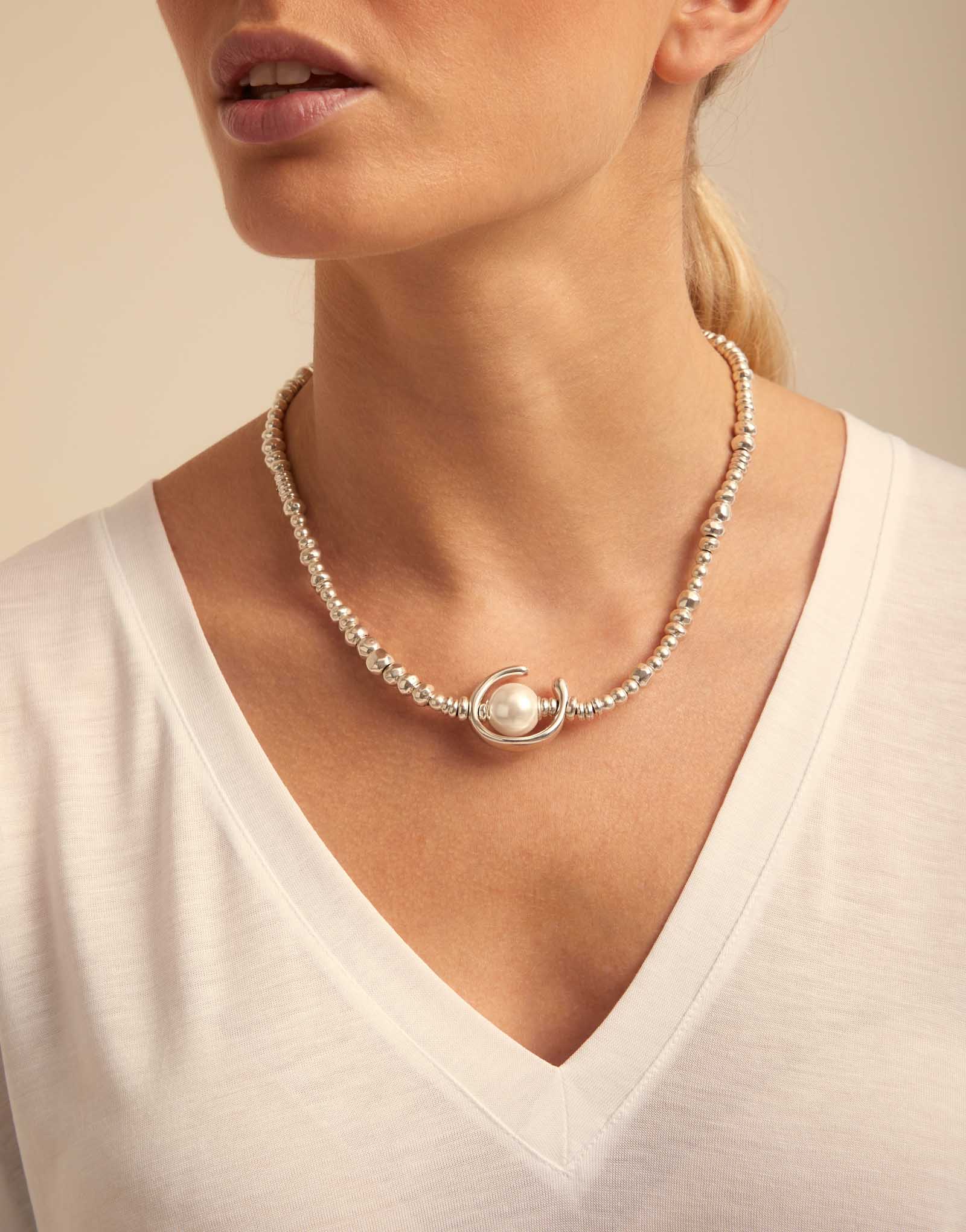 Short beaded necklace with a pearl, Silver, large thumbnail