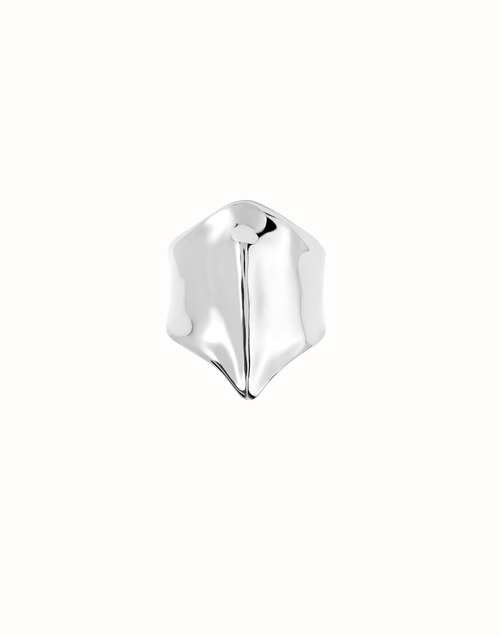Ring with the shape of a manta ray, Silver, large thumbnail
