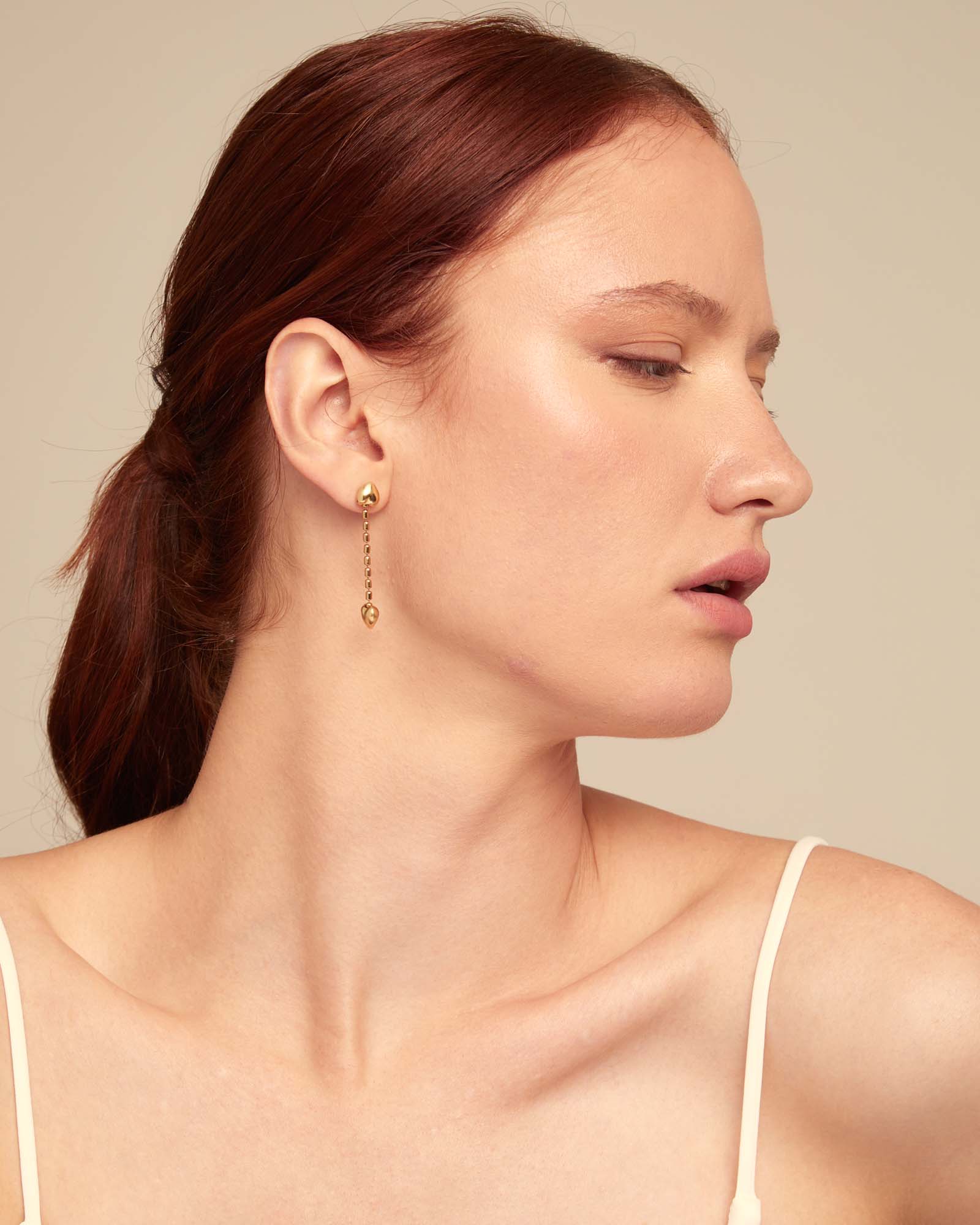 Drop earrings with small hearts, Golden, large thumbnail